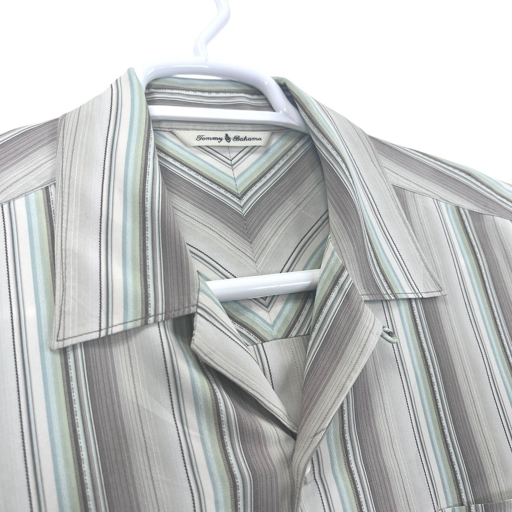 Tommy Bahama Silk Button Up Shirt Mens M Gray‎ Striped Short Sleeve Resortwear